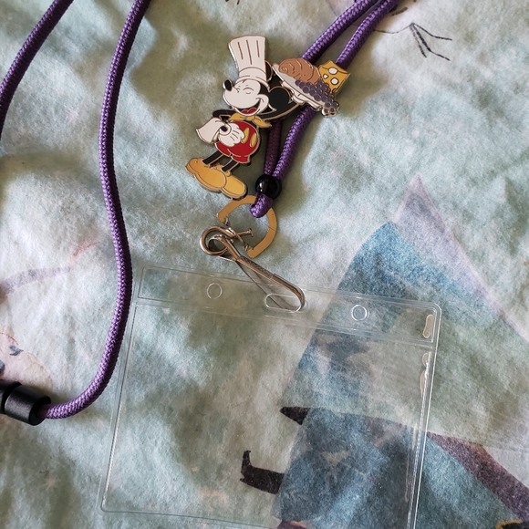 Mickey Food and Wine Lanyard - Picture 3 of 4